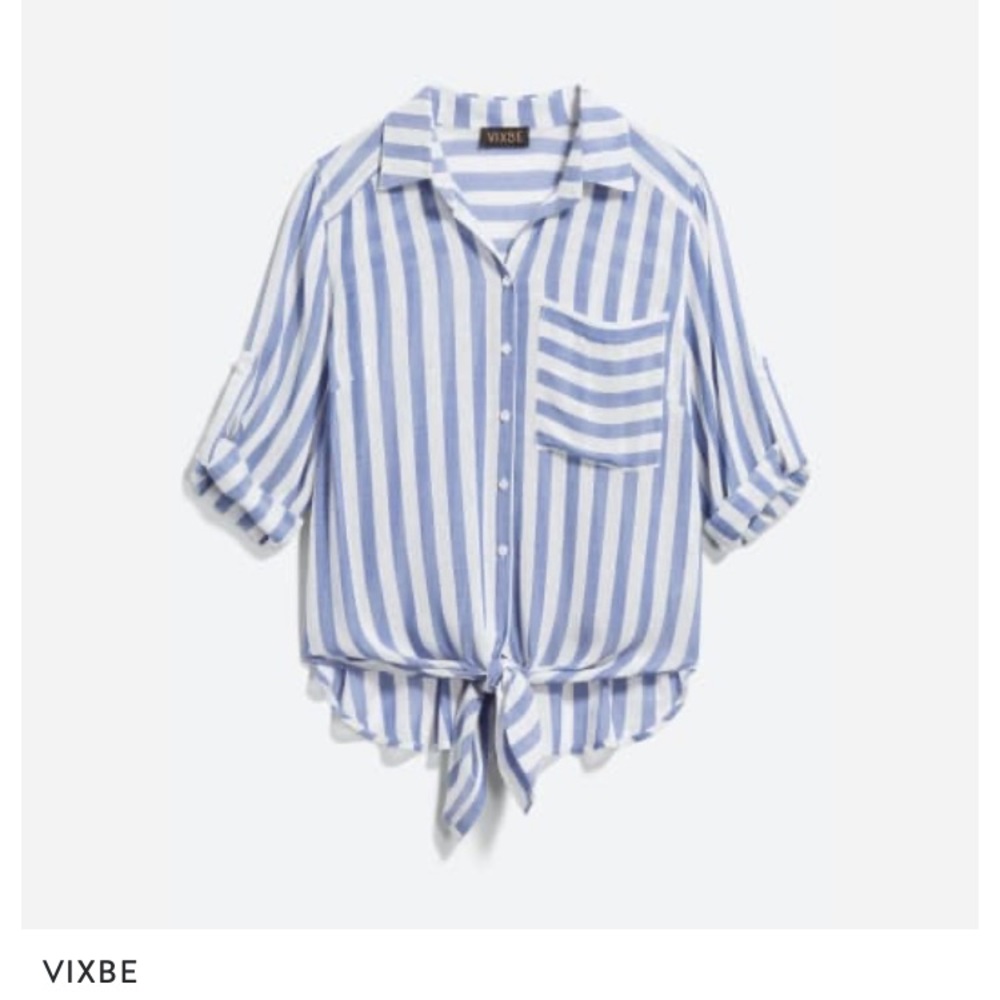 NWT Vixbe Tie Front Top